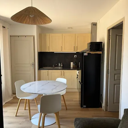 Διαμέρισμα T2 Climatise Avec Terrasse Privative *