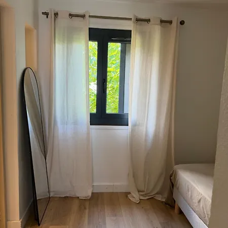 T2 Climatise Avec Terrasse Privative Διαμέρισμα